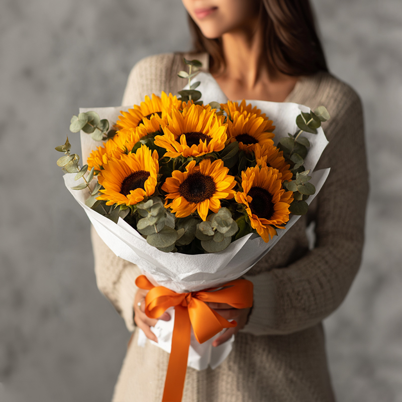 Truro Mother's Day Pansy Eco-friendly Packaging